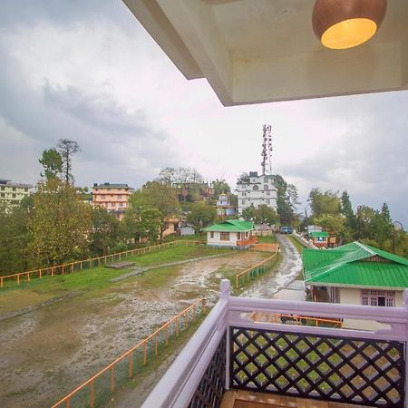 The Pelling Resort Пеллинг Экстерьер фото
