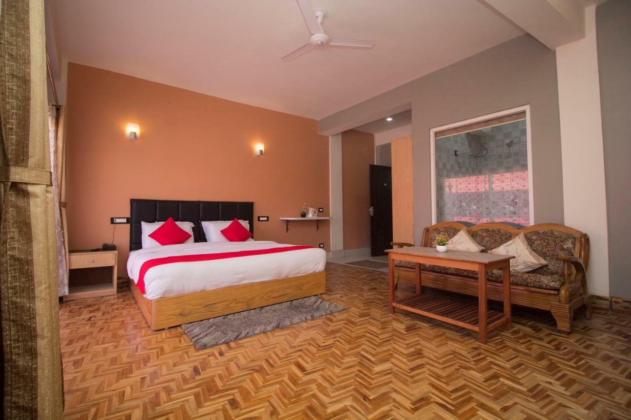 The Pelling Resort Пеллинг Экстерьер фото