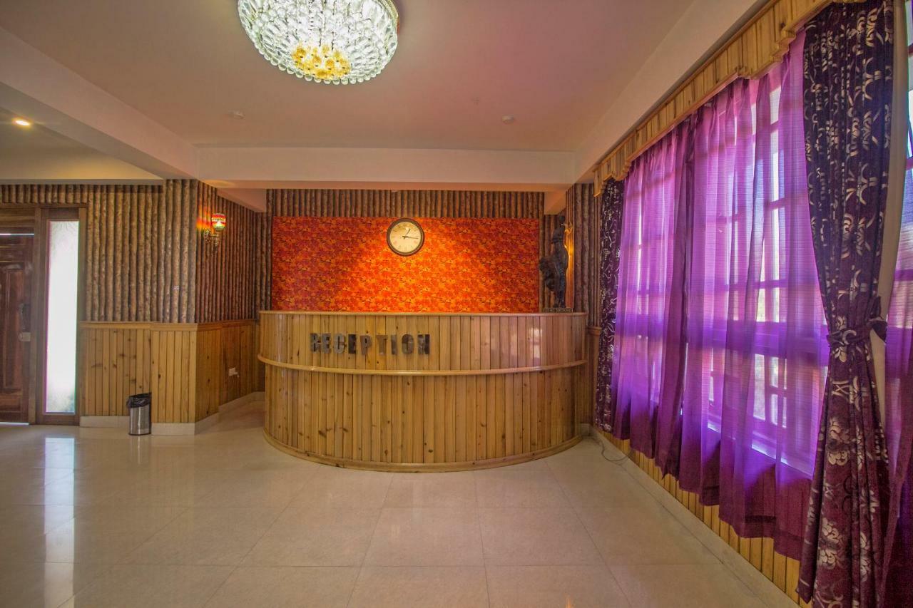 The Pelling Resort Пеллинг Экстерьер фото